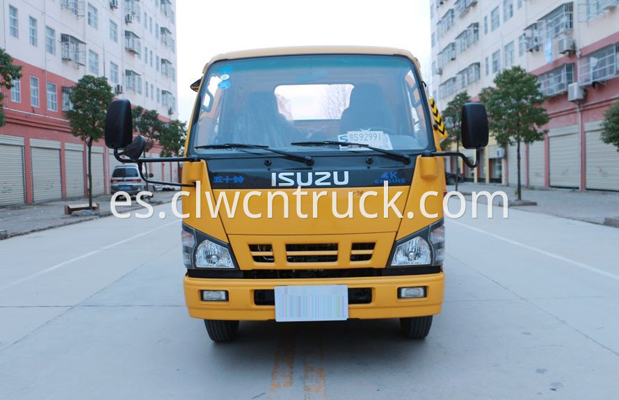 ISUZU road wrecker 2